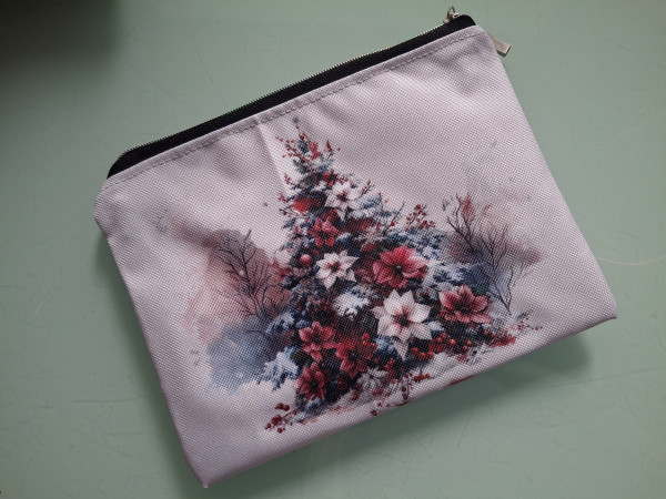 Kosmetická taška (1)