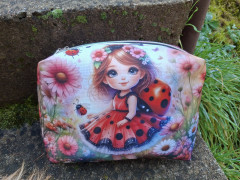 Malá kosmetická taška na zip - beruška