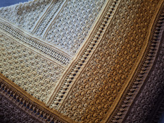 Velký háčkovaný šátek „Podzimní pohlazení“ – ruční práce (3)